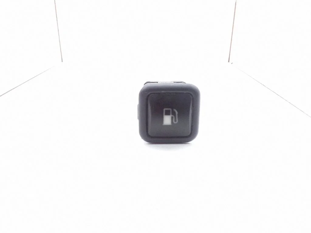 Fuel cap release pull handle – Volkswagen Golf IV (1998-2005)