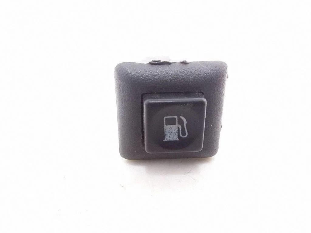 Fuel cap release pull handle – Opel Sintra (1996-1999)
