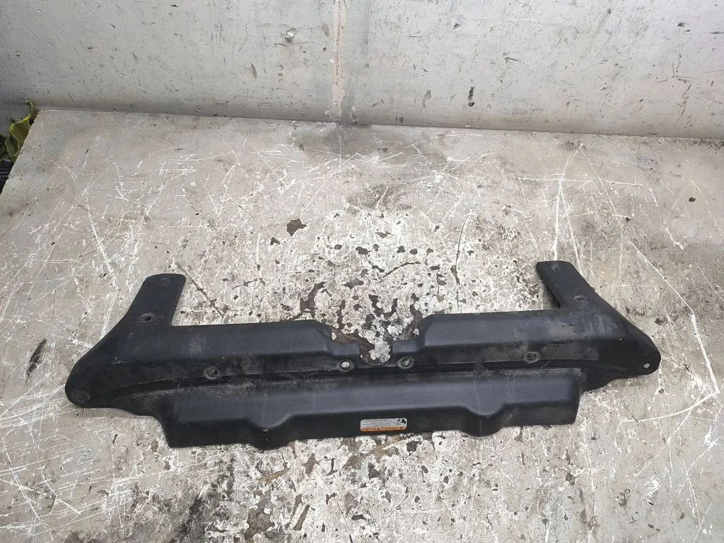 Radiator trim 865853E000