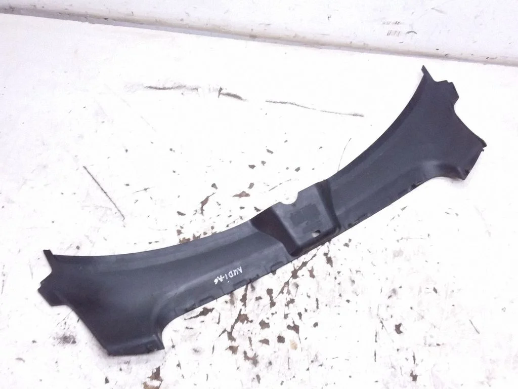 Radiator trim 4F0807081
