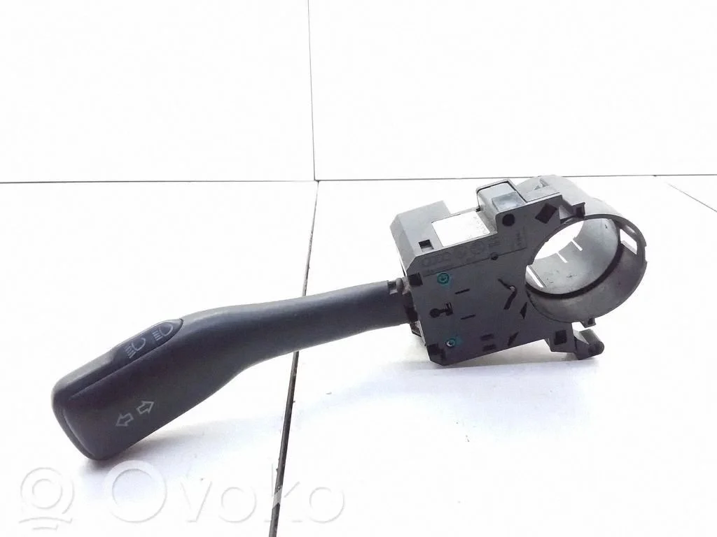Suunatulede/tulede hoob – Audi A3 S3 8L (1996-2003)
