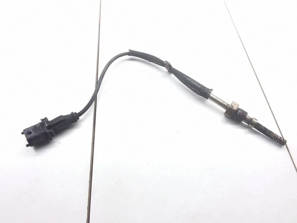 Exhaust gas temperature sensor – Opel Astra H (2004-2012)