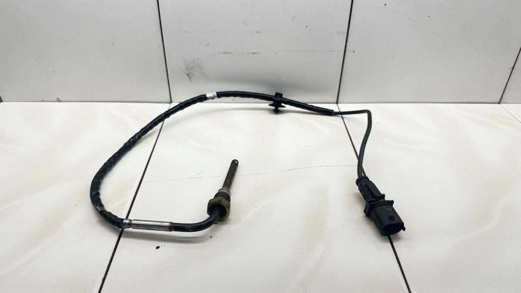 Exhaust gas temperature sensor 55218487