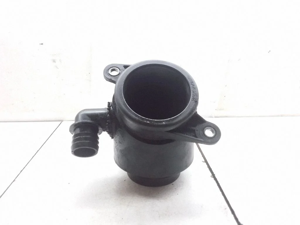 Intake resonator HP001
