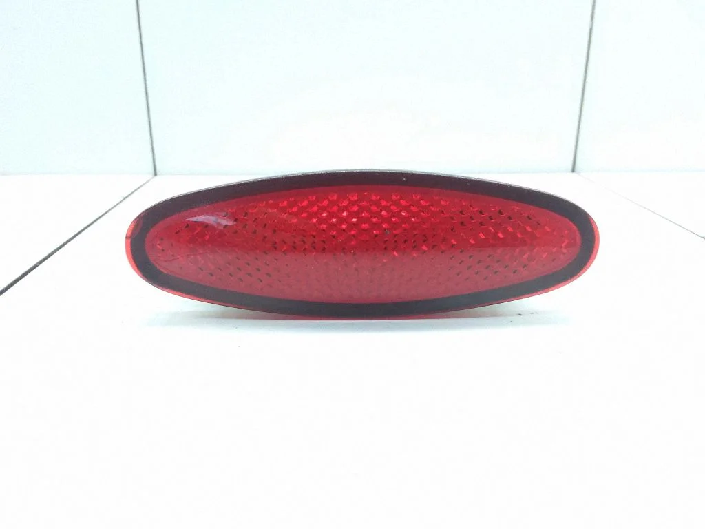 Rear door interior light – Renault Laguna III (2007-2015)