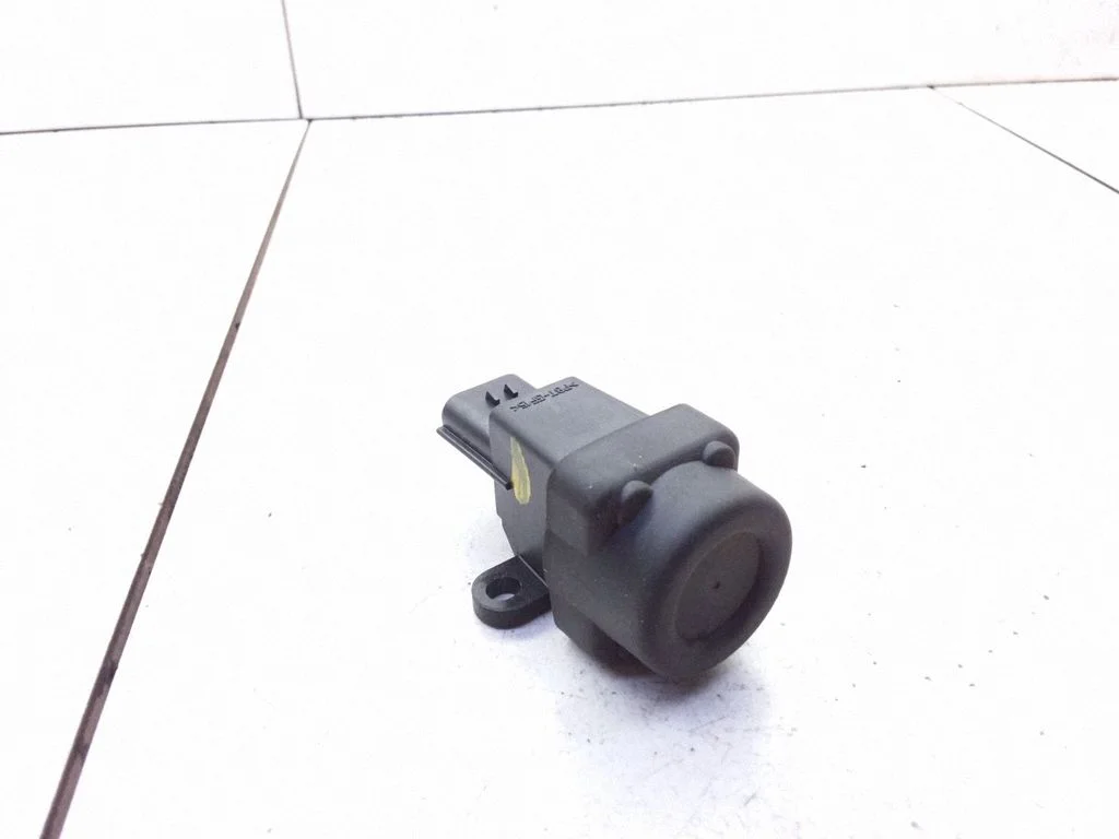 Fuel cut-off switch – Honda Accord (1999-2002)