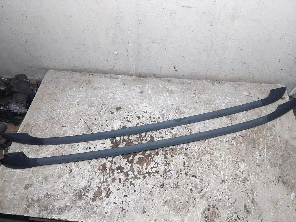 Roof bar rail 8678714