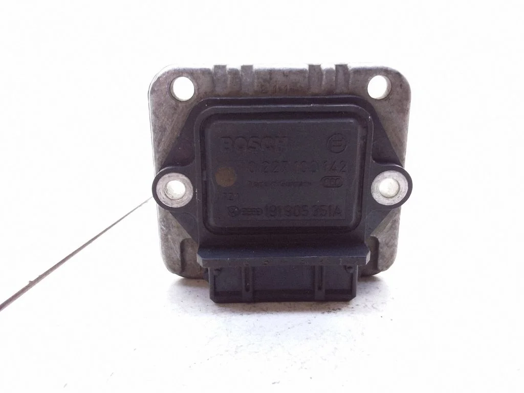 Ignition amplifier control unit – Volkswagen Golf II (1984-1991)