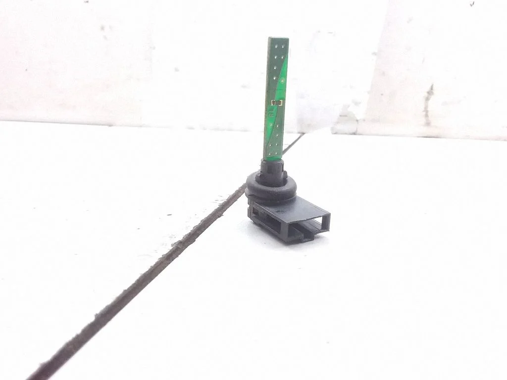 Salongi temperatuuri andur 4B0820539