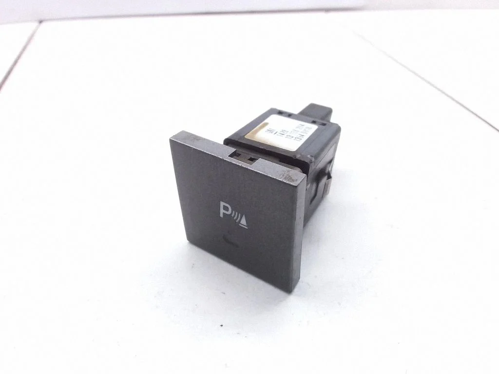 Parking (PDC) sensor switch – Opel Vectra C (2002-2005)