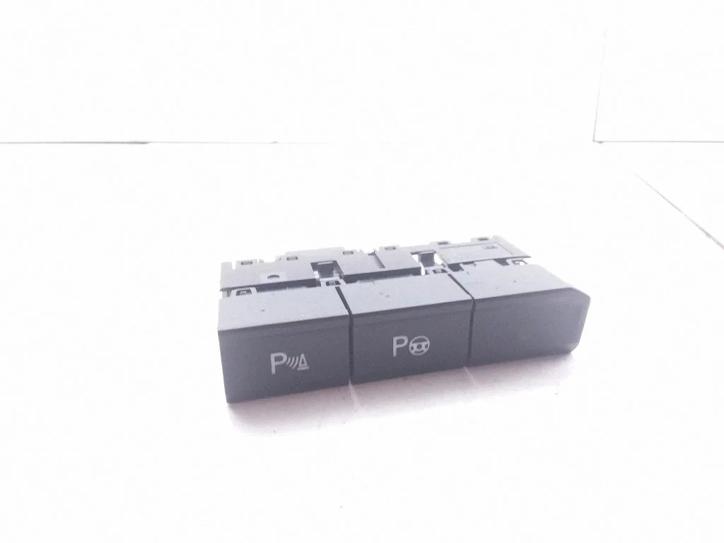 Parking (PDC) sensor switch – Volkswagen T-Roc (2017-2025)