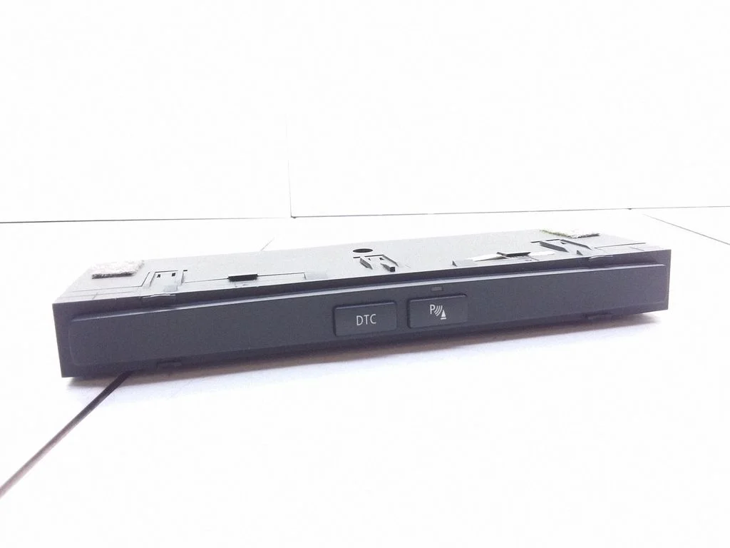 Parking (PDC) sensor switch – BMW 5 Series E60 E61 (2004-2010)