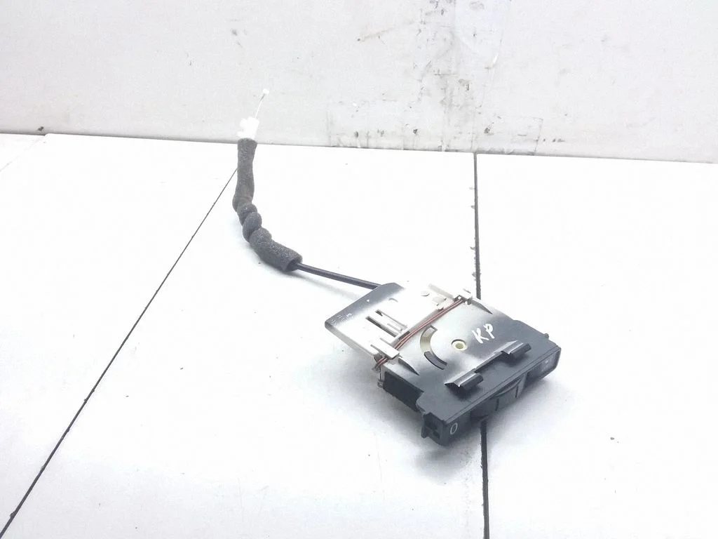 Konditsioneeri (A/C) lüliti – Volkswagen Touareg I (2002-2010)