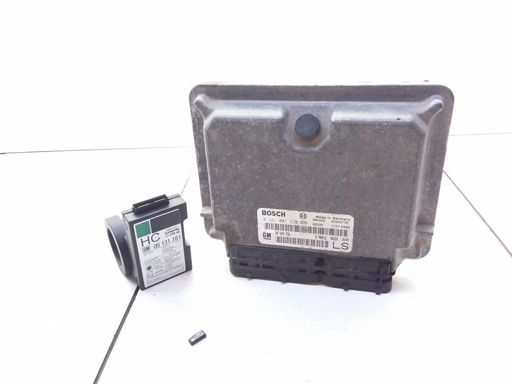 Käivituskomplekt (ECU ja lukukomplekt) – Opel Astra G (1998-2009)