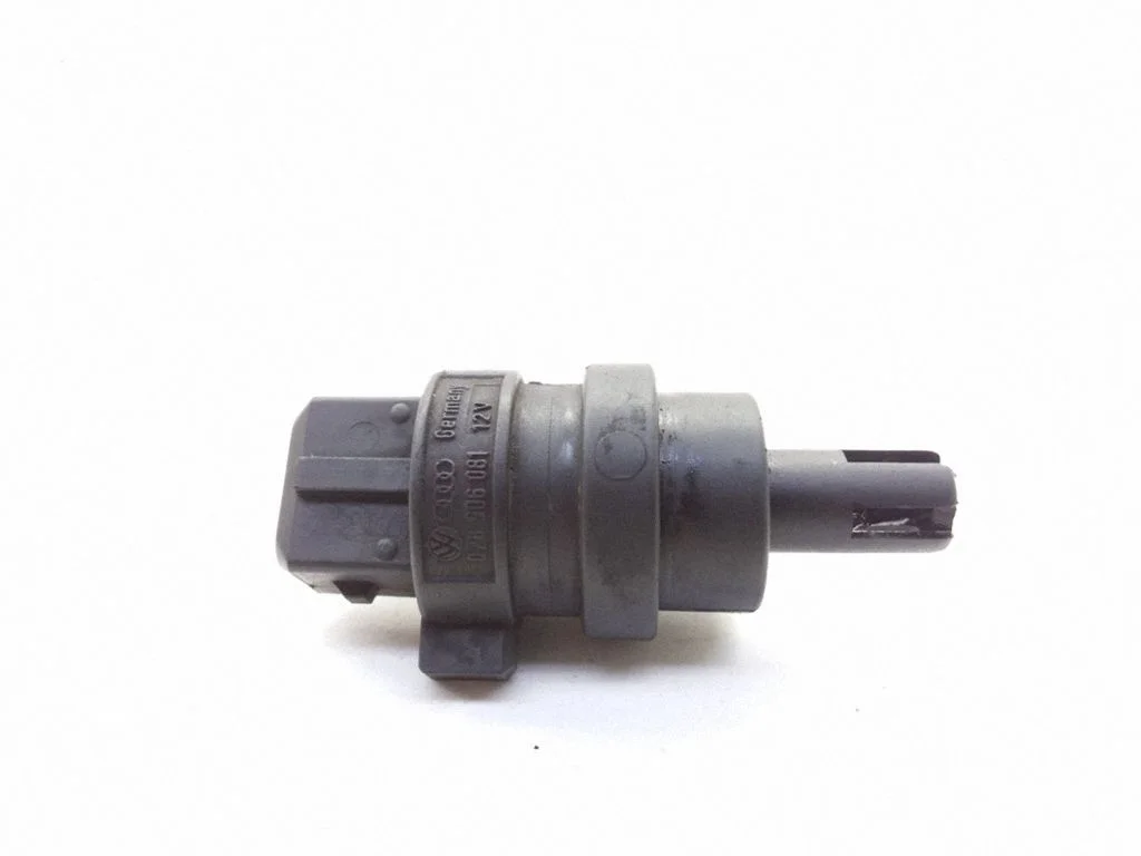 Intake air temperature sensor