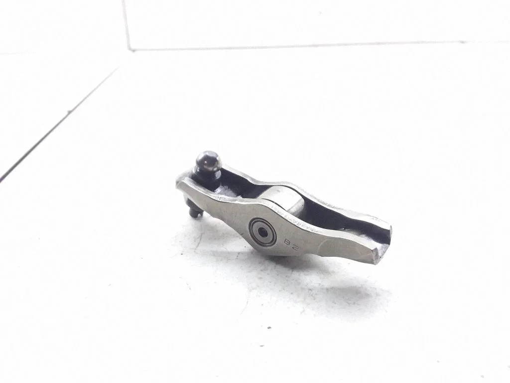 Valve rocker arm – Subaru Legacy (2007-2009)