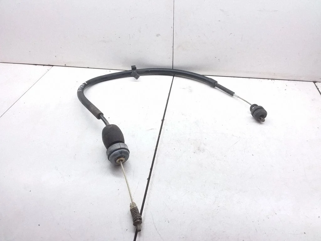 Throttle cable – Opel Astra F (1992-1998)