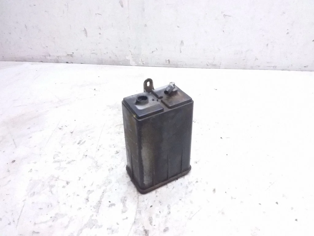 Active carbon filter fuel vapour canister F5RX9D655AAI