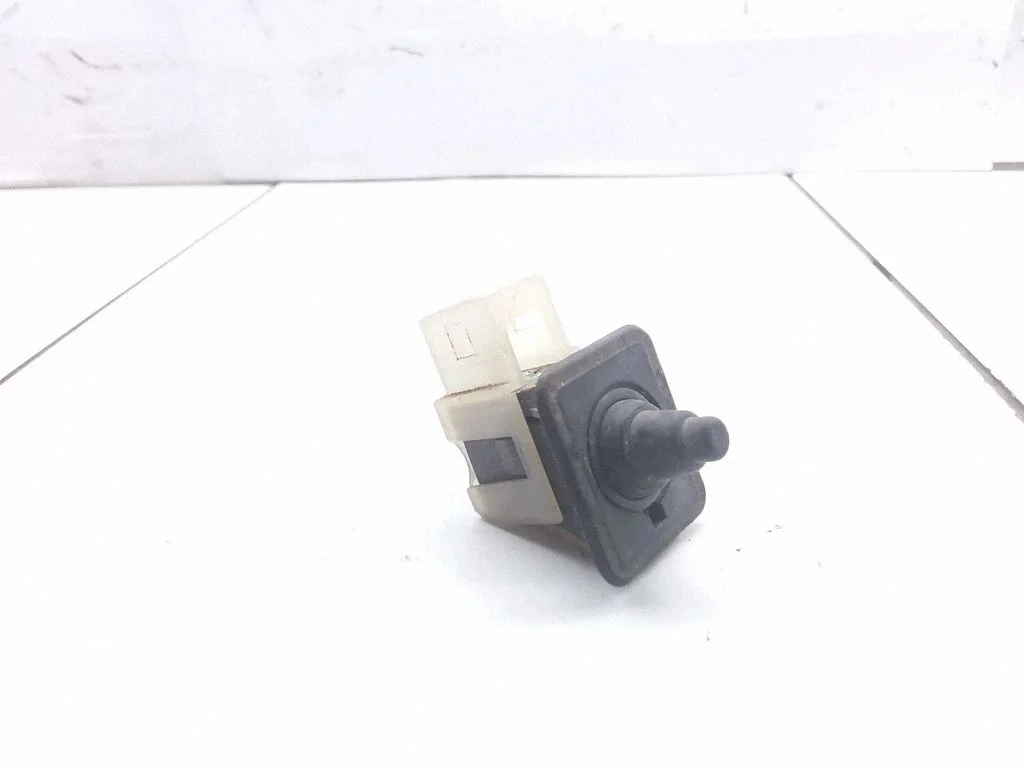 Rear door sensor – Mercedes-Benz A-Class W168 (1997-2004)