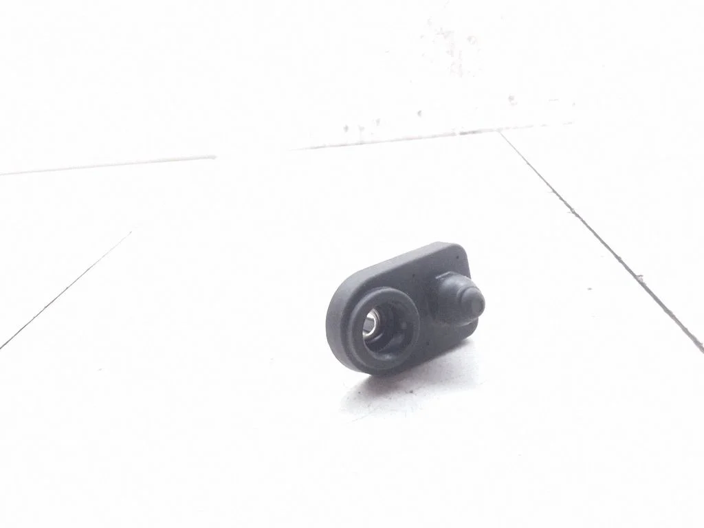 Rear door sensor – Nissan Navara D23 (2015-)