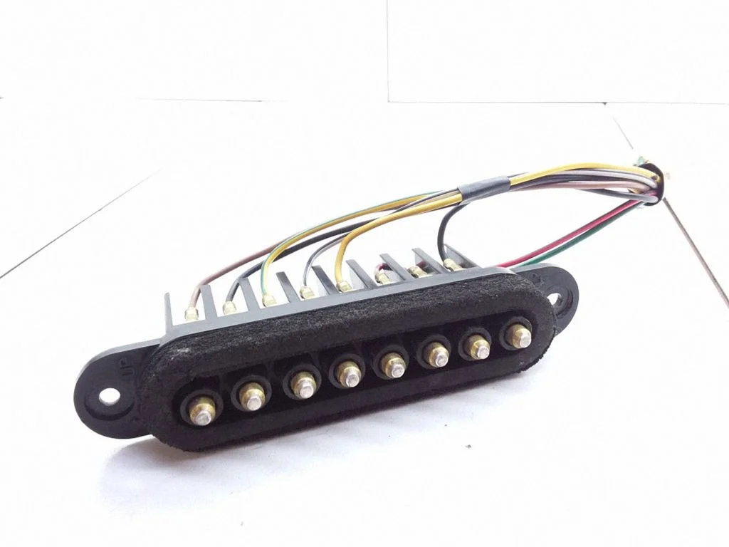 Rear door sensor – Mazda MPV II LW (1999-2007)