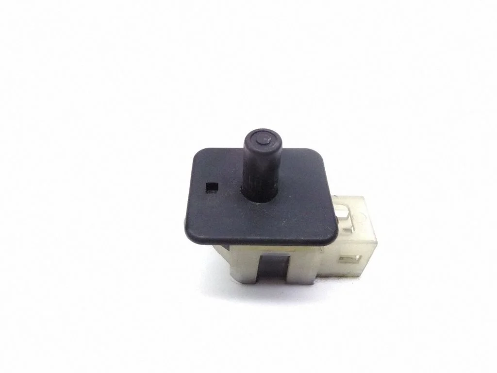 Rear door sensor – Mercedes-Benz S-Class W220 (1998-2006)