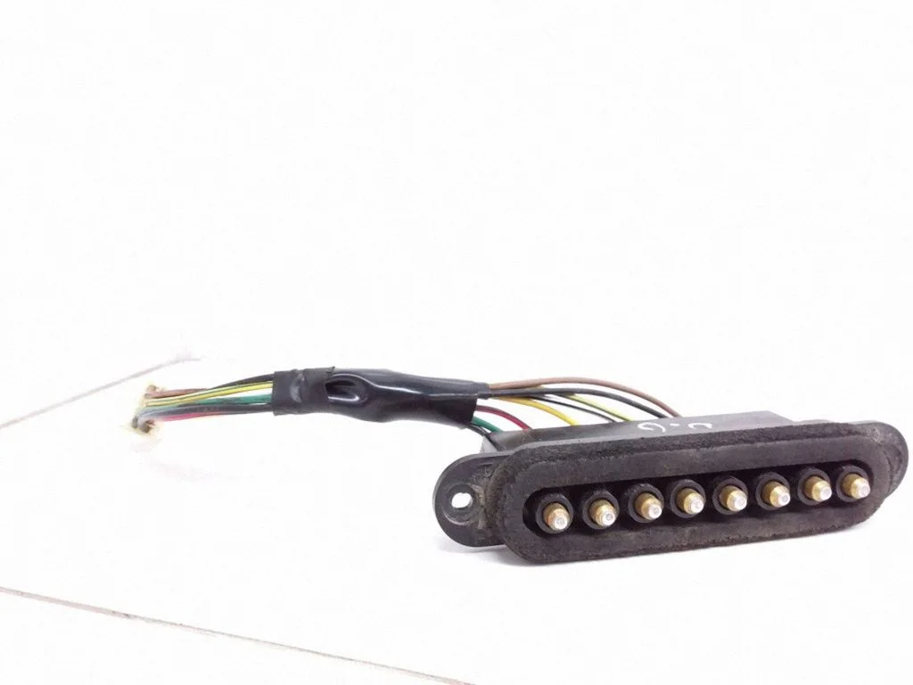 Sliding door sensor – Mazda MPV II LW (1999-2007)