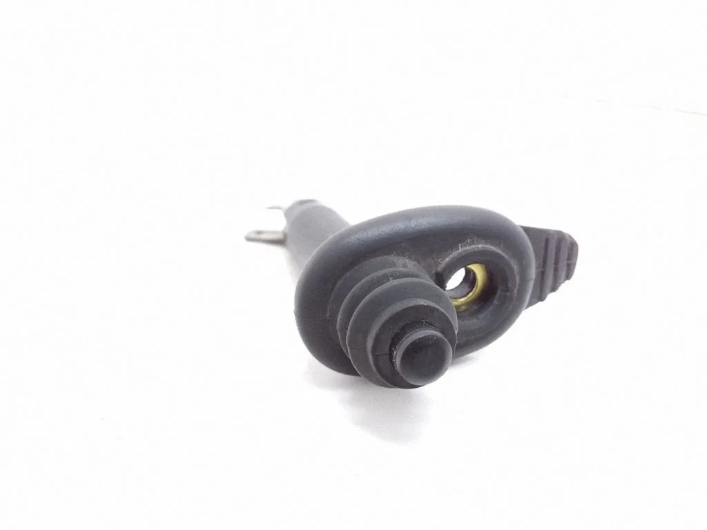 Laadimisukse avamise/ sulgemise andur – Citroen Berlingo (2003-2007)