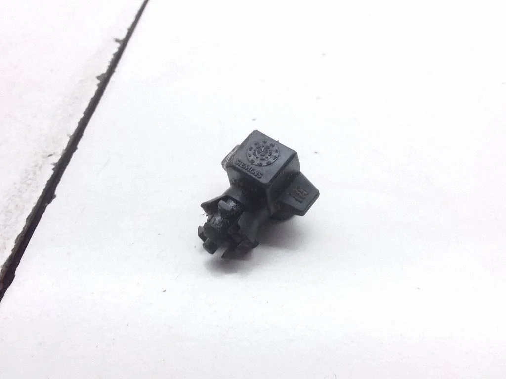 Outside/exterior temperature sensor – Opel Vivaro (2001-2014)