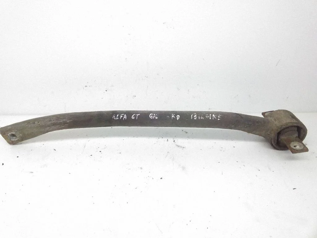 Rear suspension control arm – left