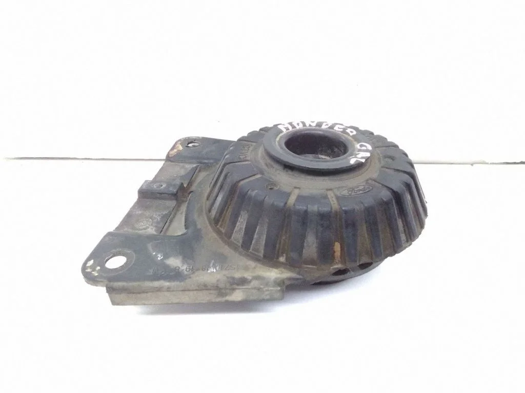 Keerdvedru tugipadi – Ford Mondeo Mk III (2000-2007)