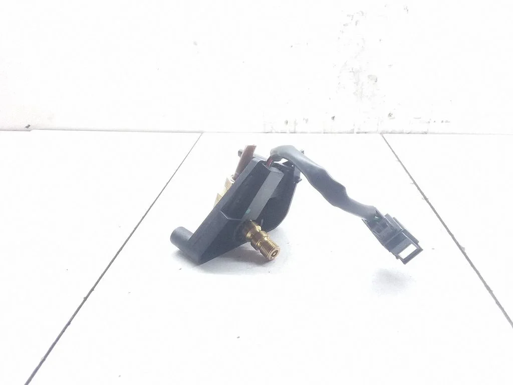 Valve vacuum 7L0616751A