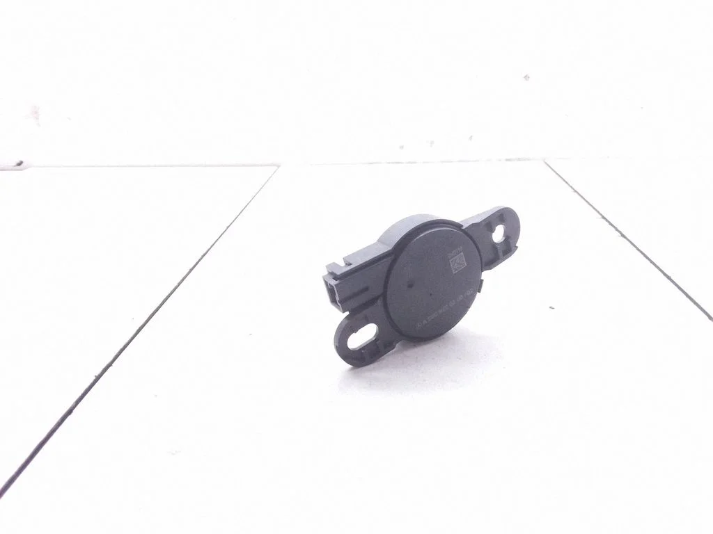 Parking PDC sensor speaker – Mercedes-Benz E-Class W213 (2016-)