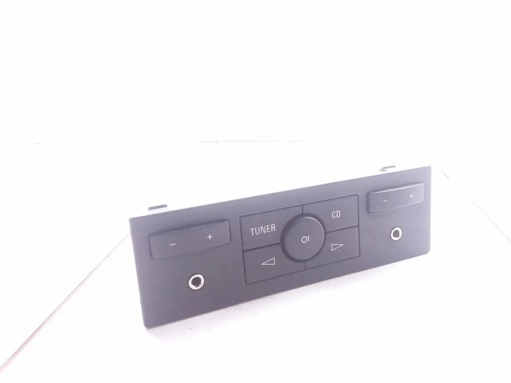 Head unit multimedia control – Opel Vectra C (2002-2005)