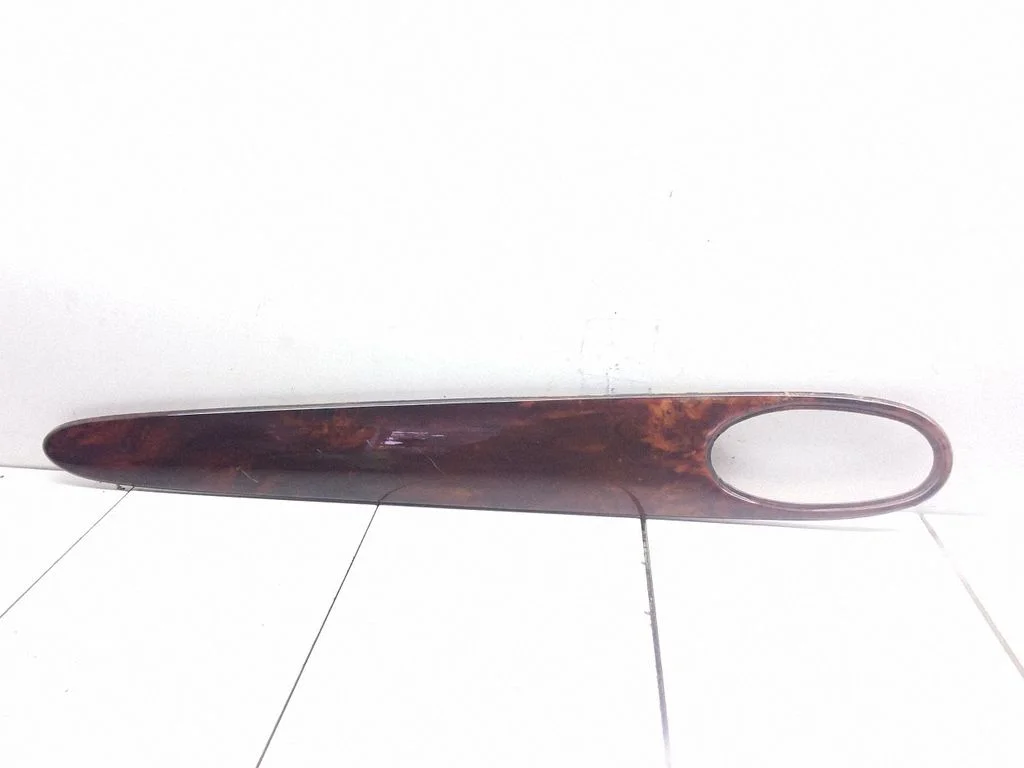 Rear door card trim – Jaguar XJ X308 (1998-2002)
