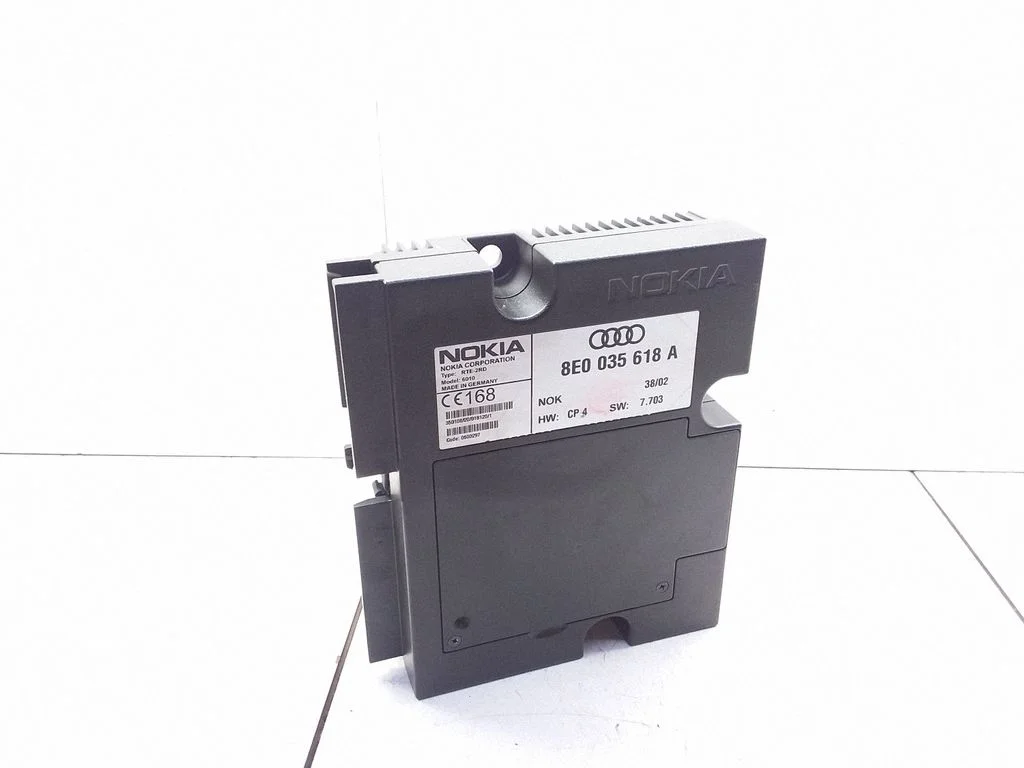 Telefona vadības bloks – Audi A4 S4 B6 8E 8H (2001-2005)
