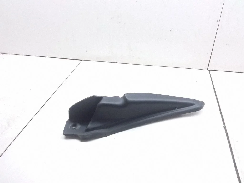 Windshield trim 668622369R – Renault Captur (2013-2020)