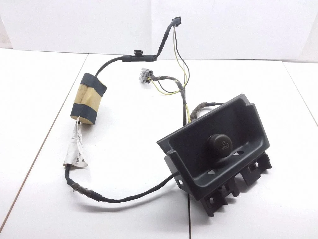 12 V pesa (taga) 7923