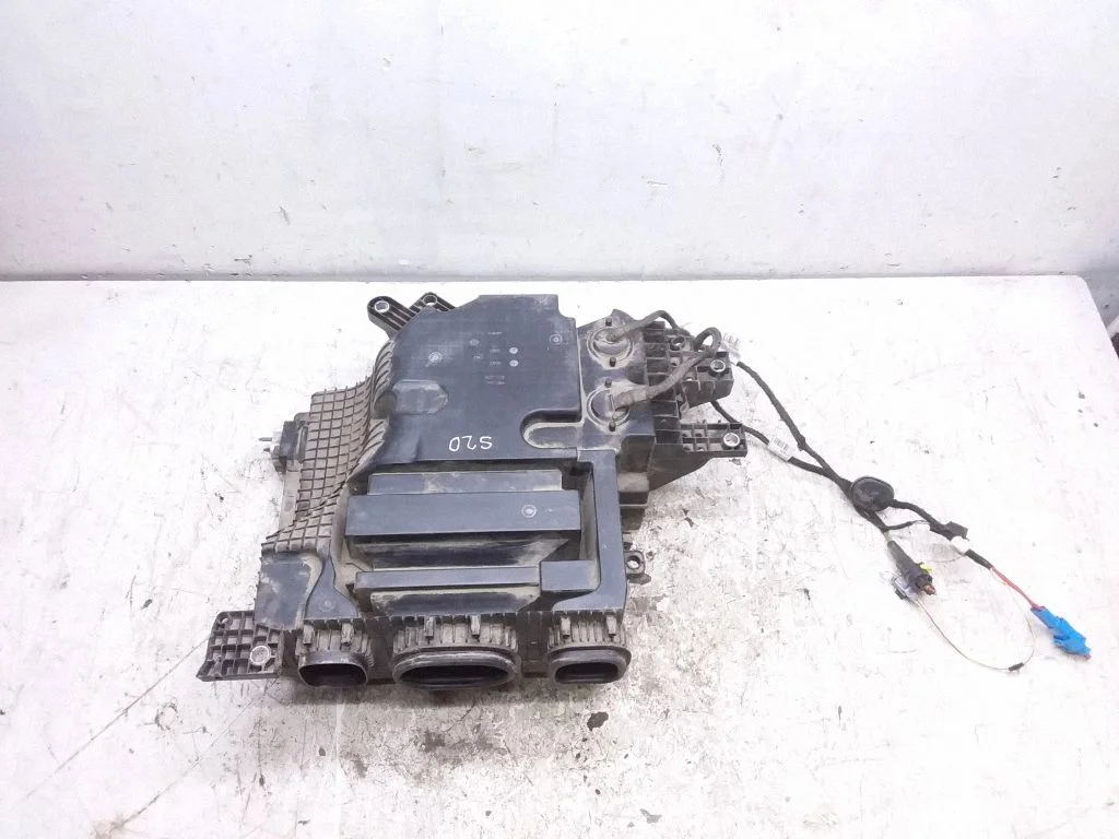 Hübriid-/elektriauto aku jahutusventilaator – Renault Zoe (2012-)