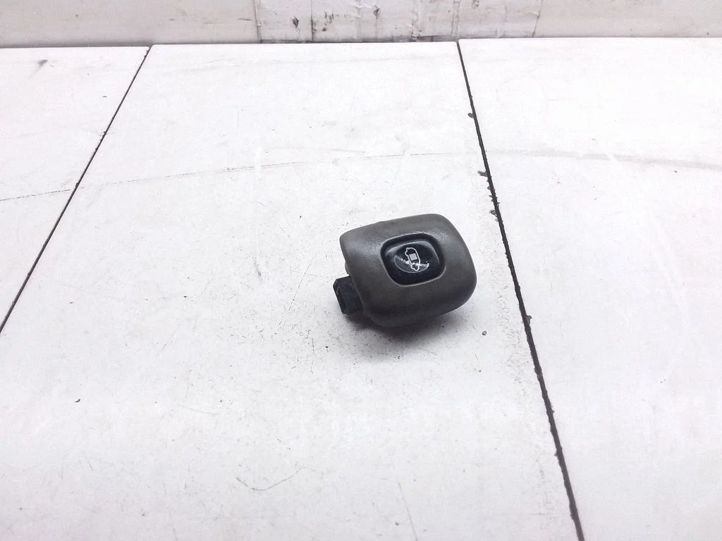 Electric sliding door switch – Chrysler Voyager (2004-2007)
