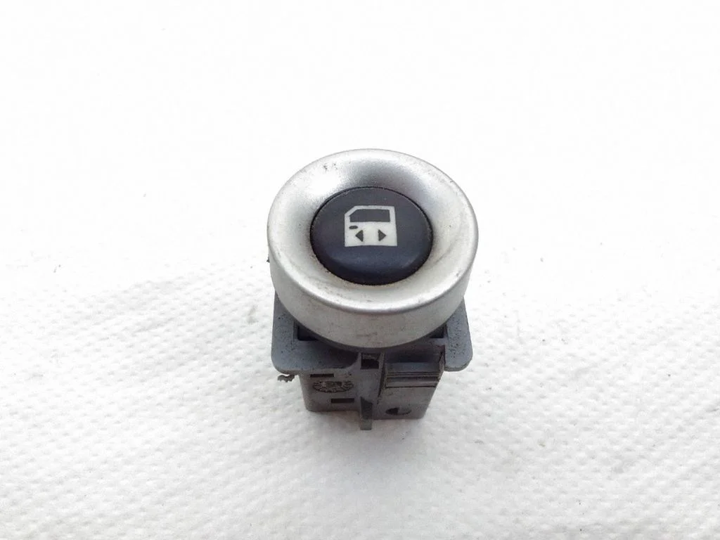 Electric sliding door switch