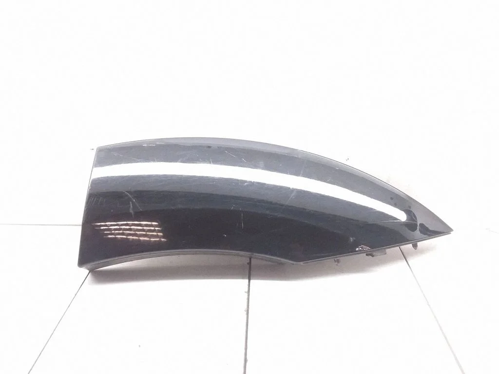Rear fender molding trim – KIA Sorento (2002-2009)