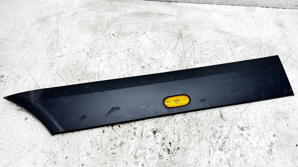 Rear fender molding trim – Mercedes-Benz Sprinter W906 (2006-2018)