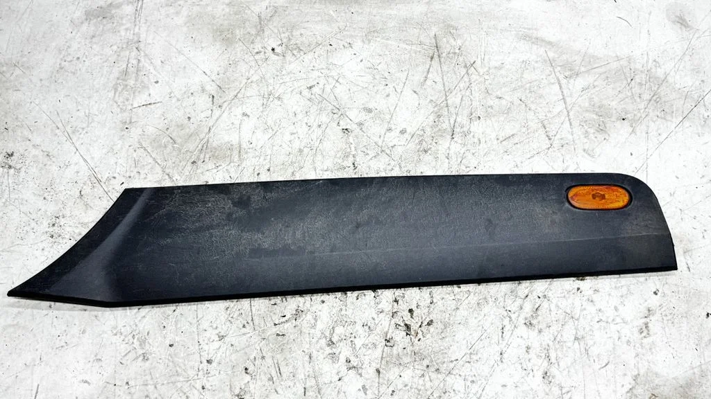 Moldings uz aizmugurējā spārna – Mercedes-Benz Sprinter W906 (2006-2018)