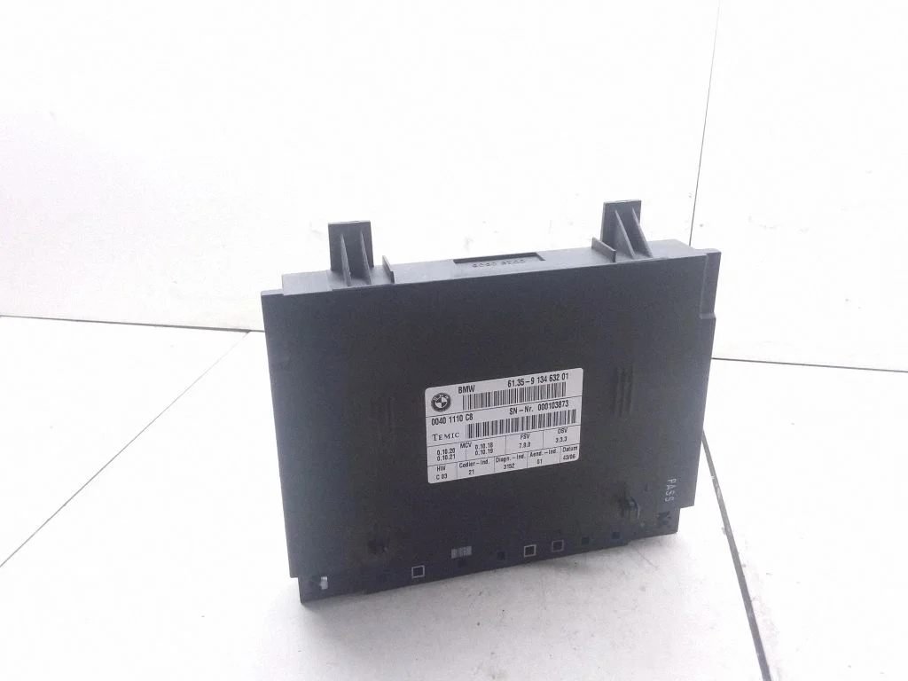 Seat control module 6135913463201