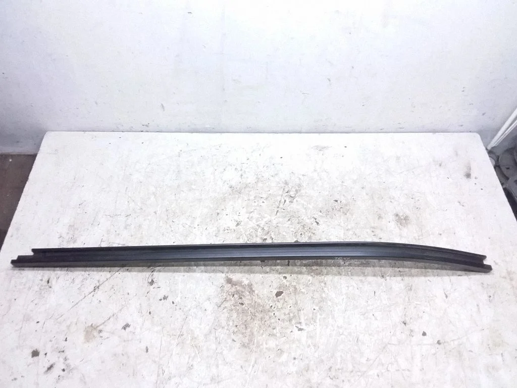 Sliding door trim – Volkswagen Crafter (2017-)