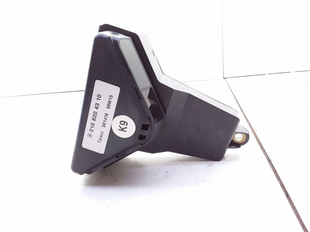 Alarm movement detector/sensor – Mercedes-Benz E-Class W210 (1995-2002)