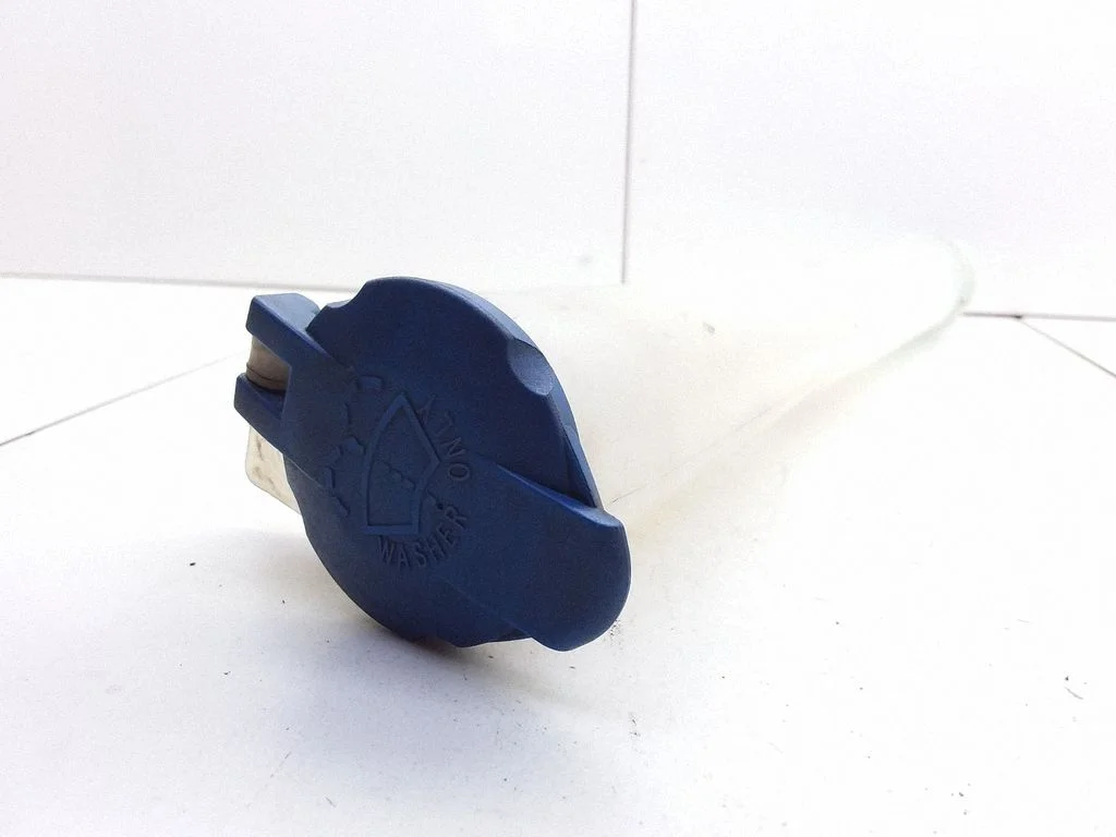 Window washer liquid tank fill tube – KIA Sorento (2002-2009)