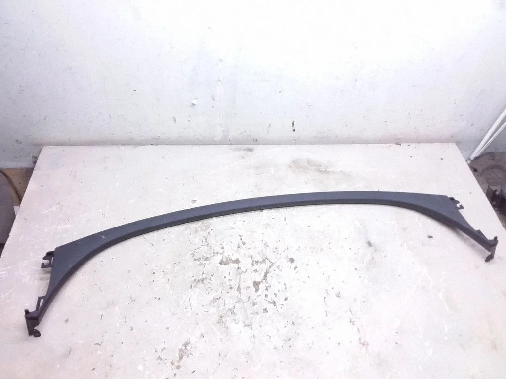 Armatuurlaua viimistlus 84771C5000