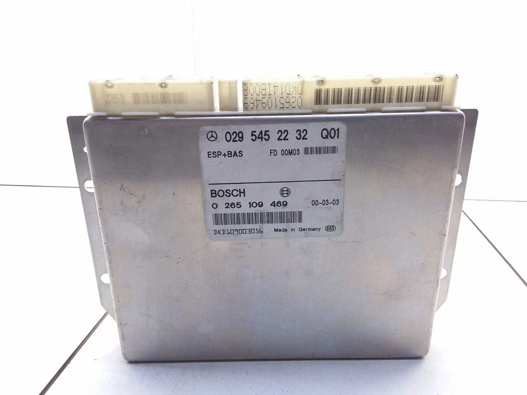 ESP (stability system) control unit – Mercedes-Benz E-Class W210 (1995-2002)